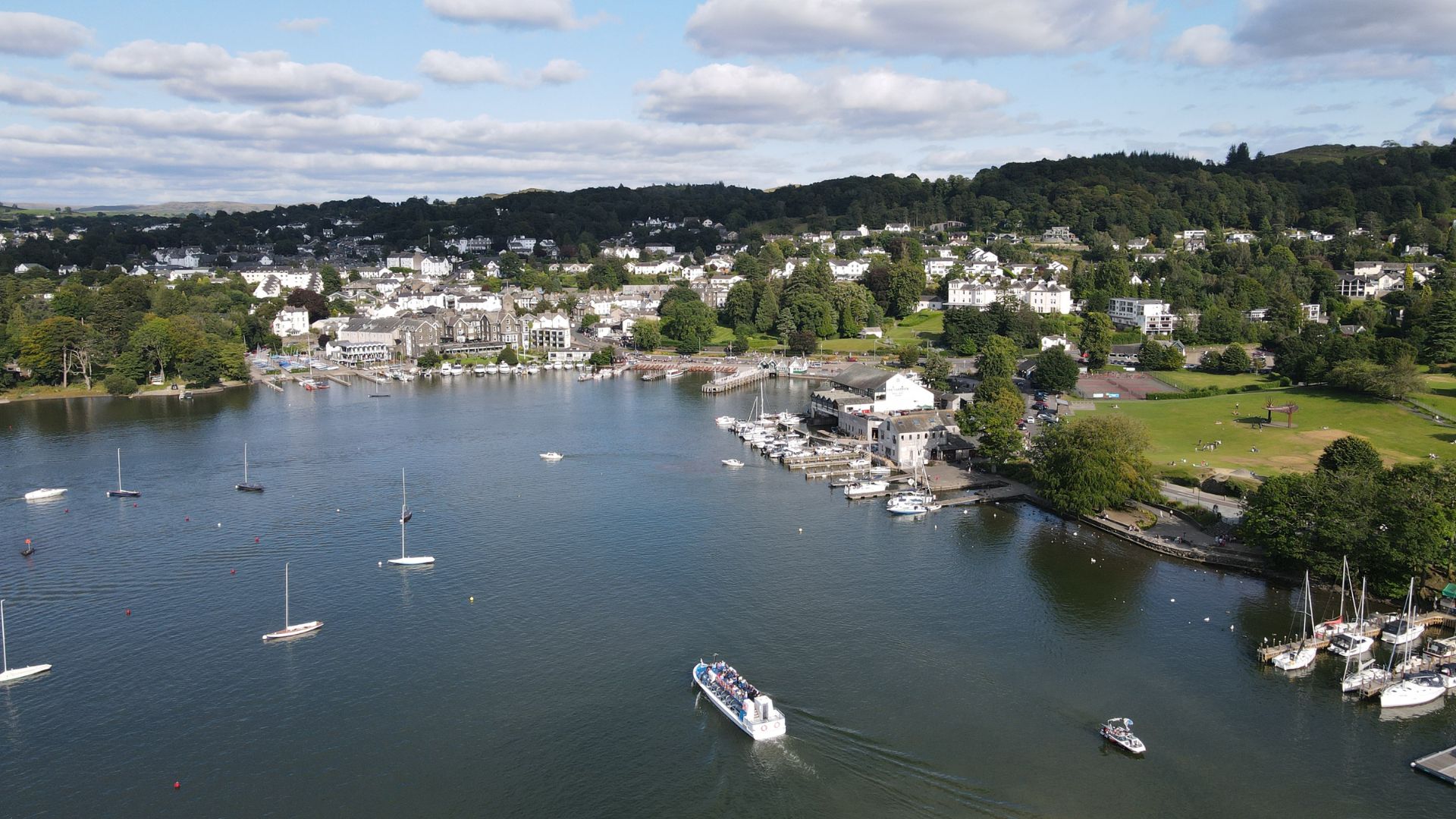 bowness-on-windermere coach holiday